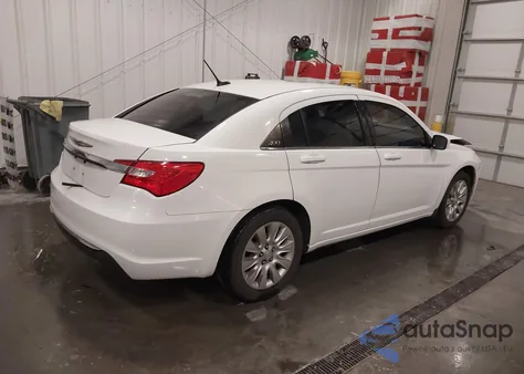 2013 Chrysler 200 Lx из США, поврежденный, VIN 1C3CCBAB2DN720249